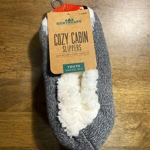 Northeast Outfitters Cozy Cabin‎ Shark Slippers Youth Size 10K-4